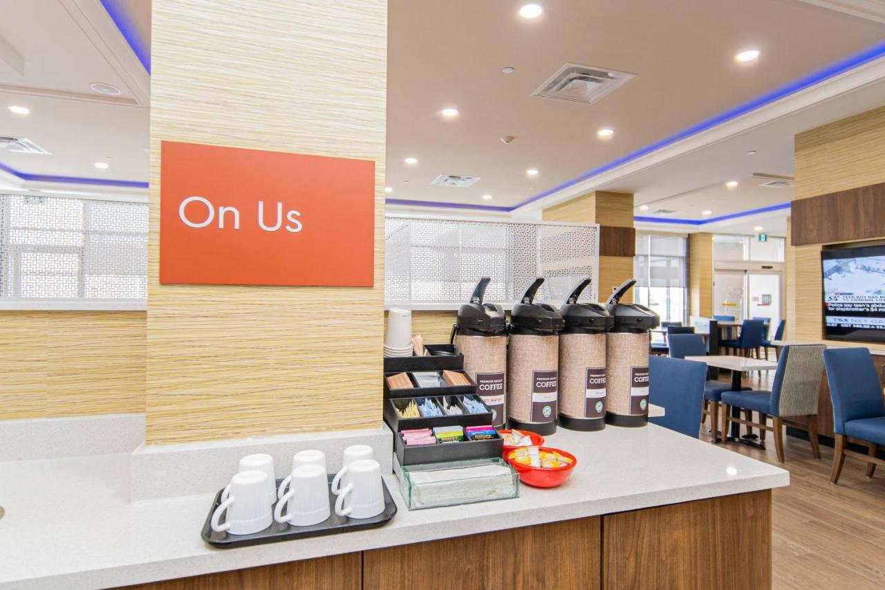 Towneplace Suites By Marriott Brantford And Conference Centre Dış mekan fotoğraf